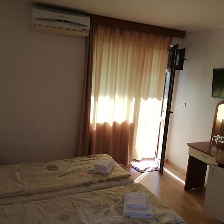 Hotel Strinava 普里莫尔斯科 外观 照片