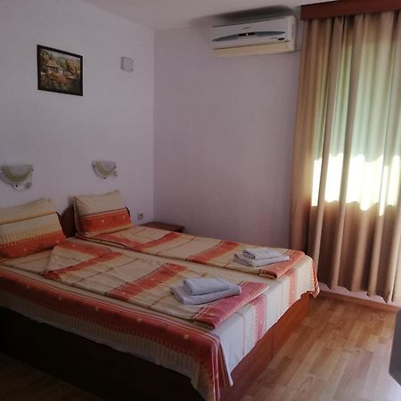 Hotel Strinava 普里莫尔斯科 外观 照片