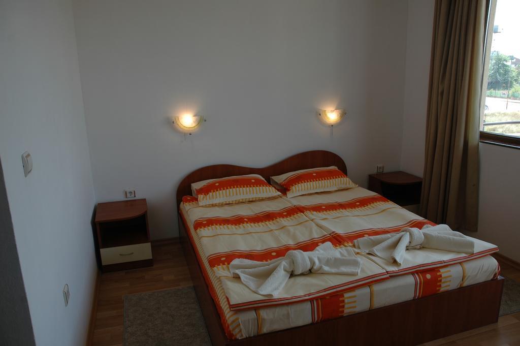 Hotel Strinava 普里莫尔斯科 外观 照片